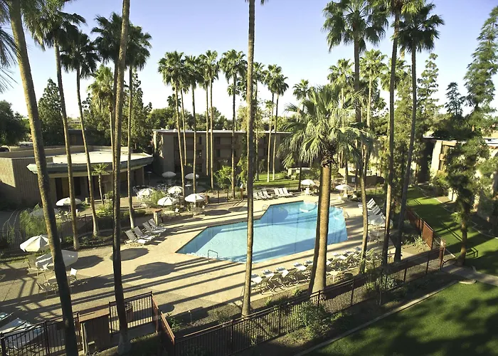 Doubletree By Hilton Phoenix- Hotel