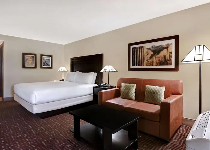 Doubletree By Hilton Phoenix- 4* Tempe