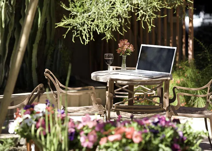 Doubletree By Hilton Phoenix-