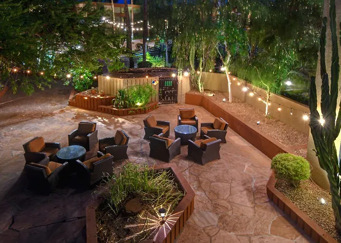 Doubletree By Hilton Phoenix- Tempe