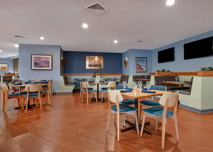 Doubletree By Hilton Phoenix- Tempe