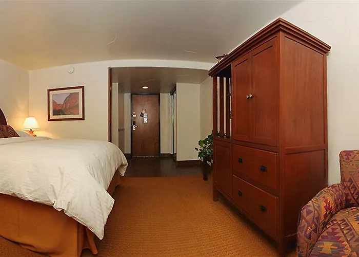 Doubletree By Hilton Phoenix- 4* Tempe