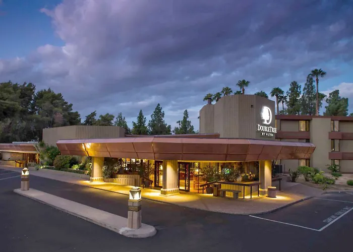 Doubletree By Hilton Phoenix- Hotel